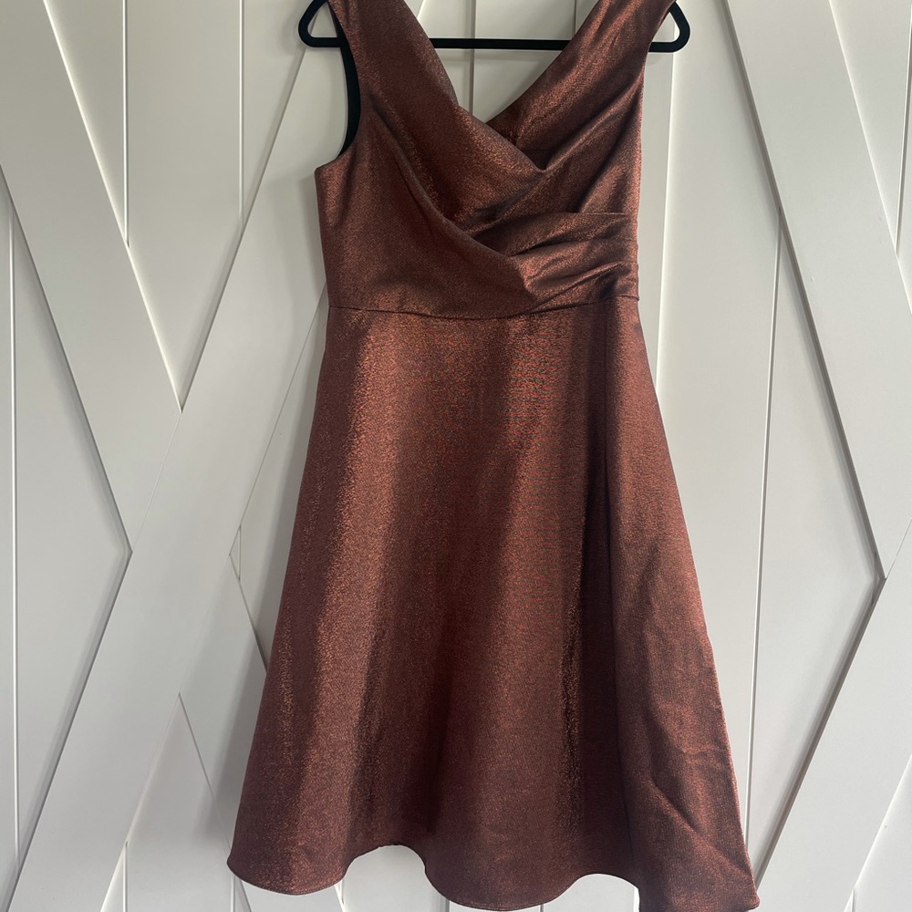 NWT ADRIANNA PAPELL COPPER STRETCH LAME PARTY DRESS SIZE 8